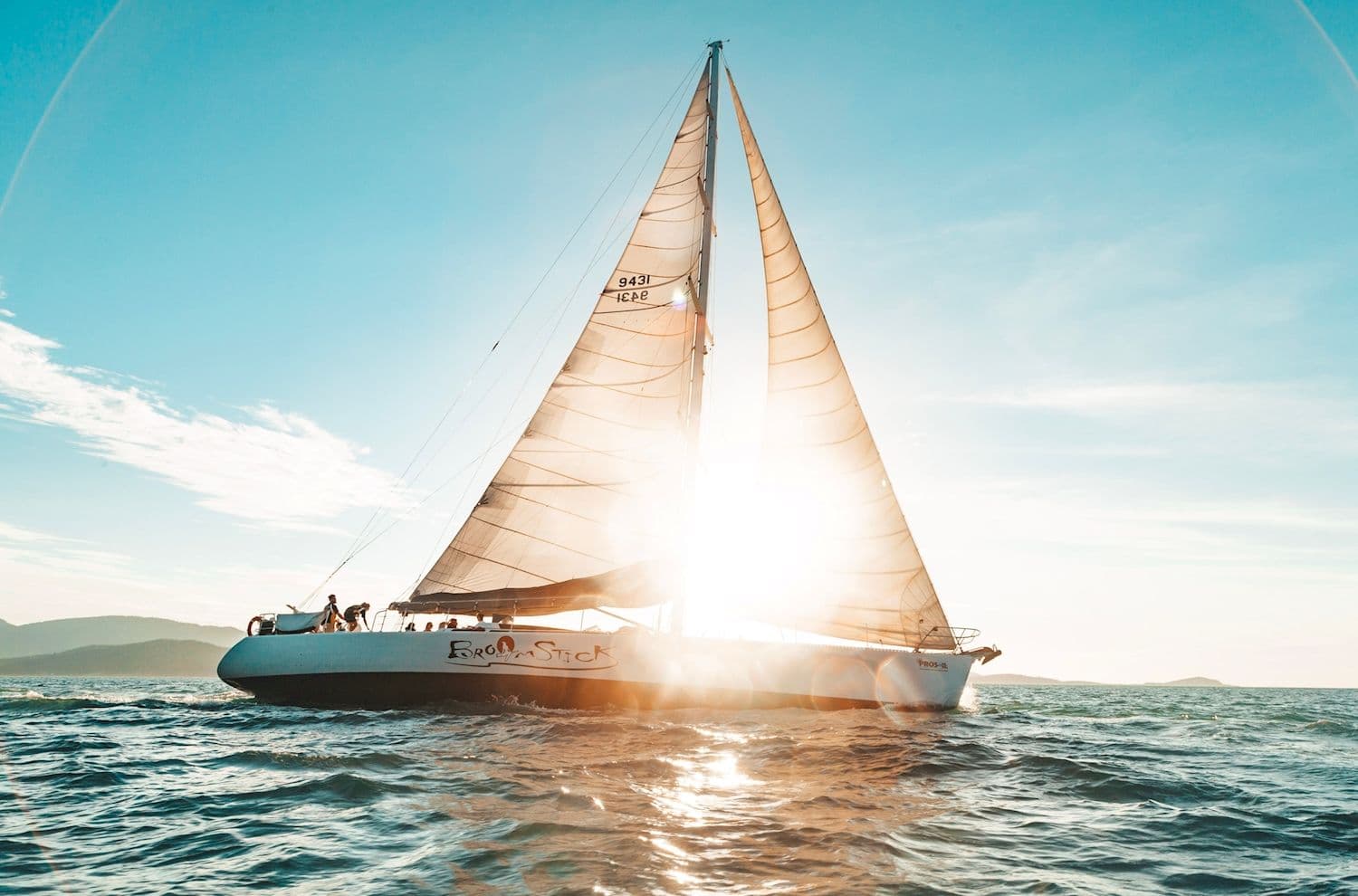 2 Day & 2 Night Whitsundays Maxi Sailing Adventure – 'Hammer'