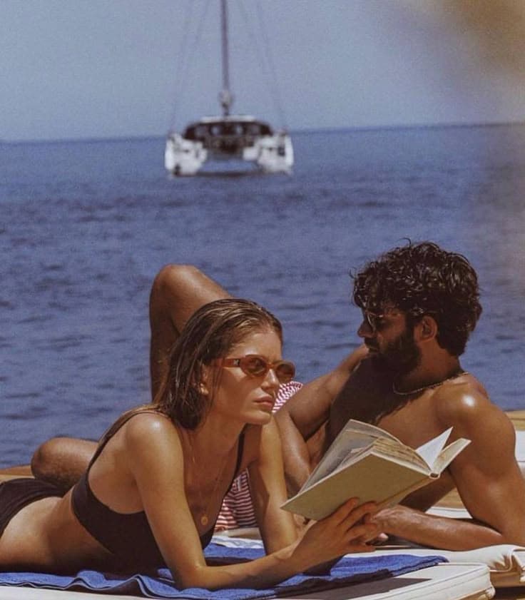 The Honeymooners image